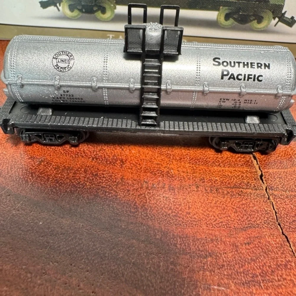 High Speed Metal‎ Products Southern Pacific Tank Car Silver N Scale Model Train